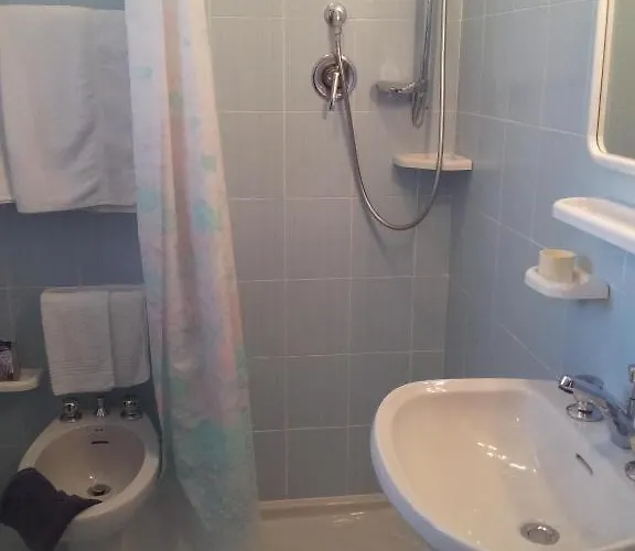 Affittacamere Meuble Al Ponte 3*