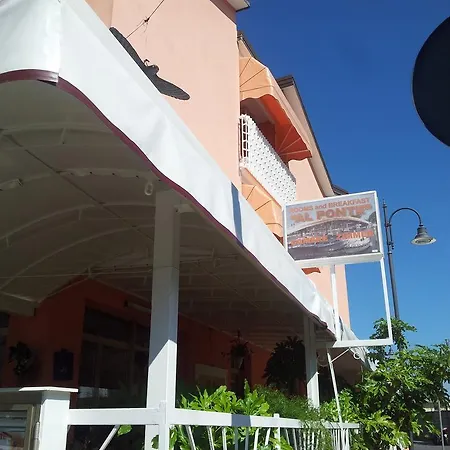 Meuble Al Ponte Guest house Grado